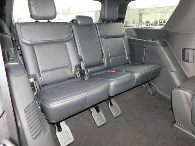New 2026 Ford Expedition Platinum w/ Stealth Appearance Package image 36
