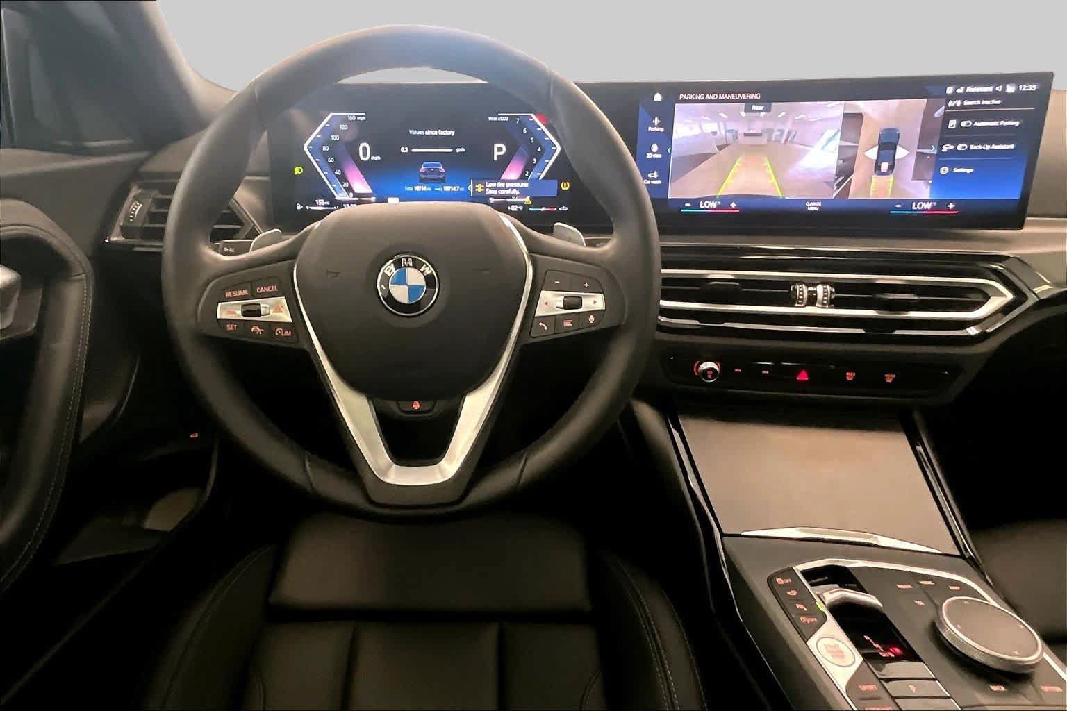 Used 2024 BMW 230i Coupe w/ Convenience Package RWD image 5