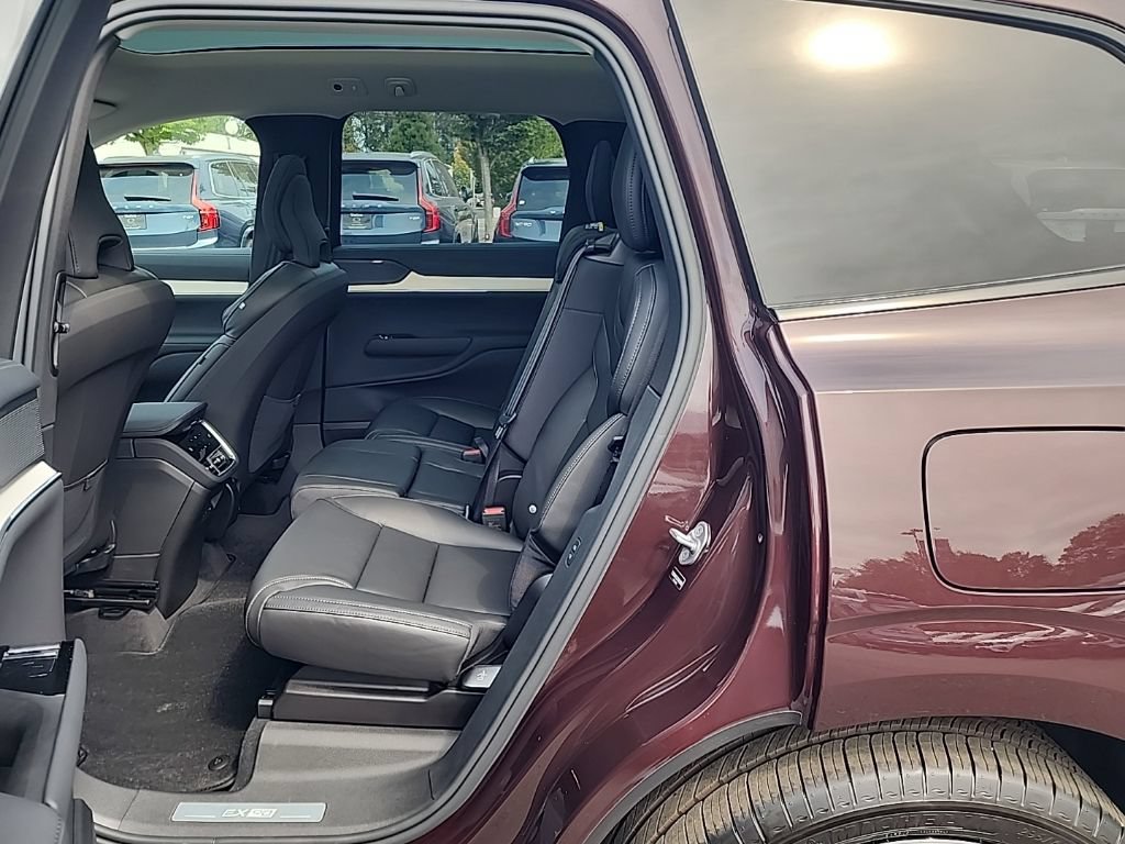 New 2026 Volvo EX90 Ultra AWD/4WD image 14