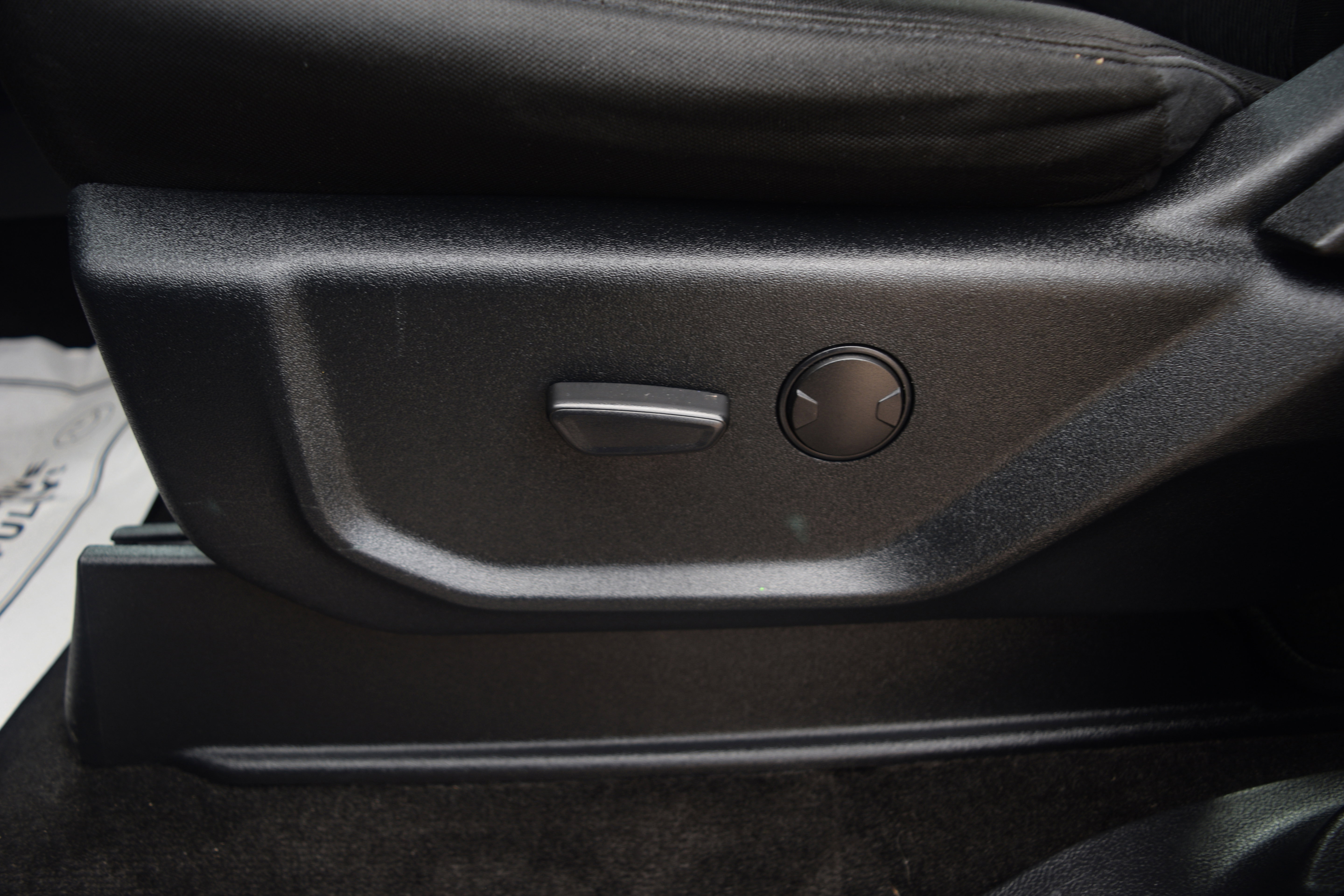 Used 2020 Ford Expedition XLT image 21