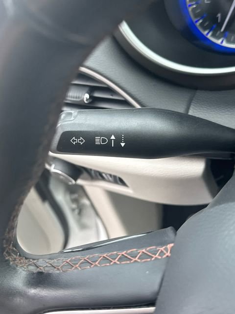 Used 2017 Chrysler Pacifica Touring-L FWD image 31