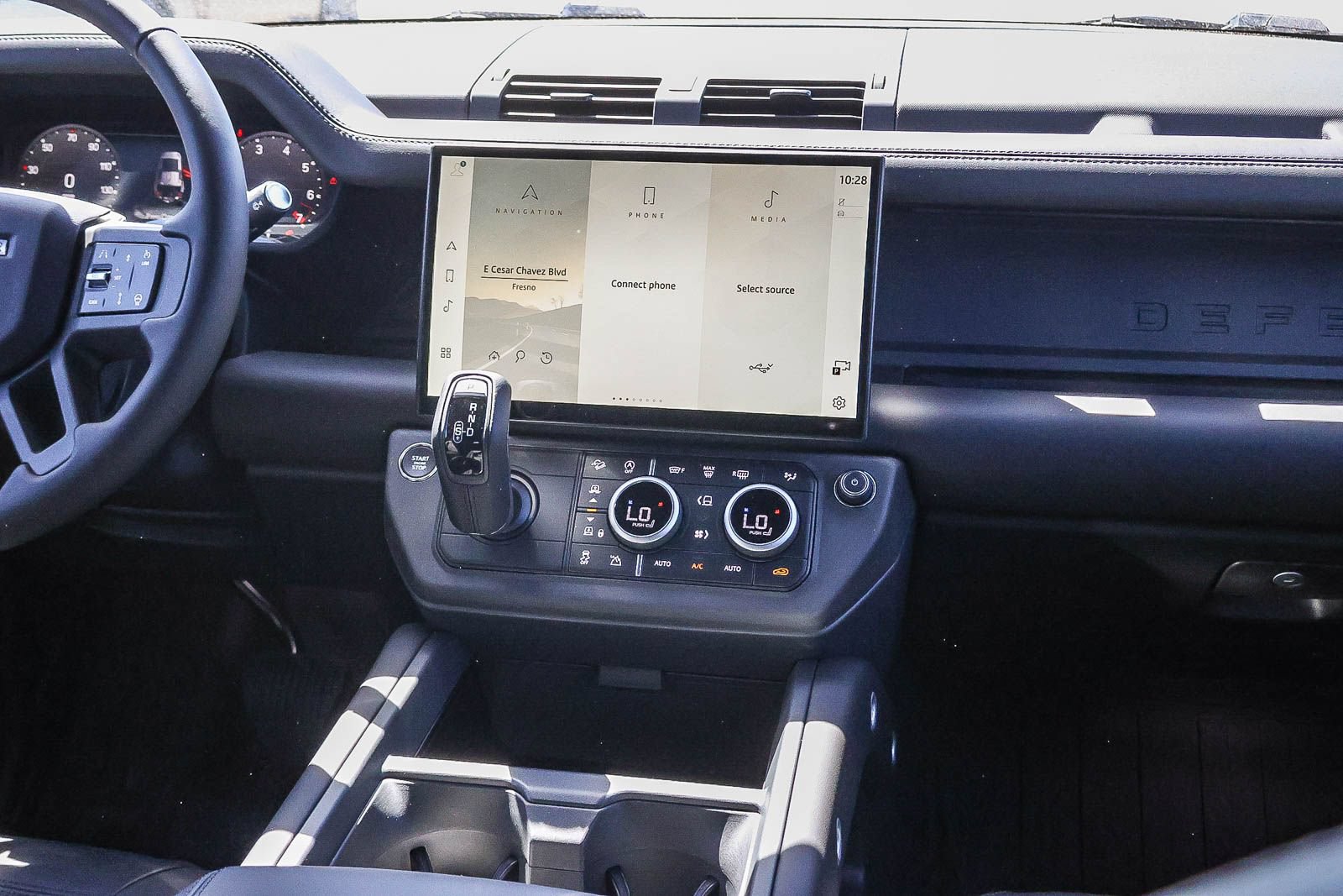 New 2026 Land Rover Defender 110 X-Dynamic SE AWD/4WD image 23