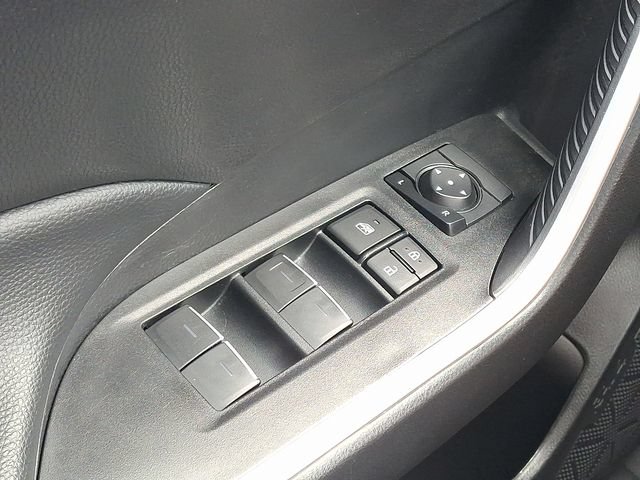 Used 2024 Toyota RAV4 XLE AWD/4WD image 23