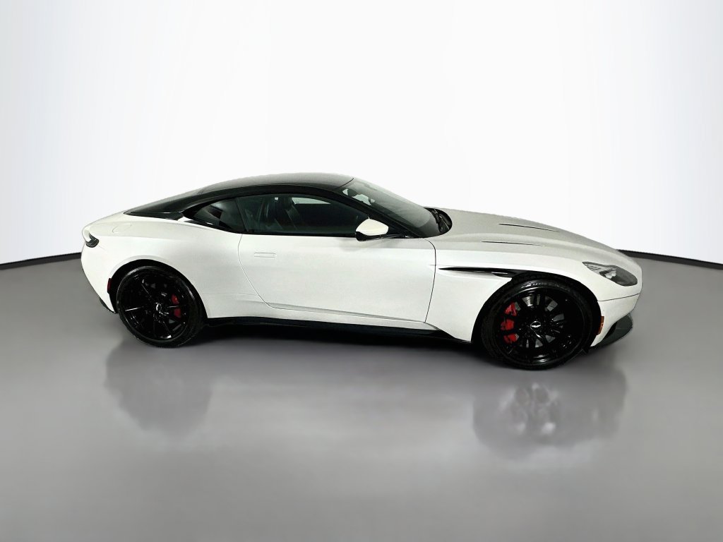 Used 2018 Aston Martin DB11 V12 RWD image 8