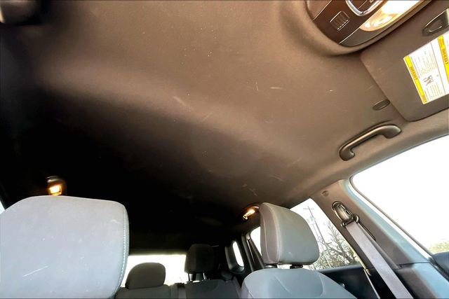 Used 2023 Jeep Compass Sport image 23