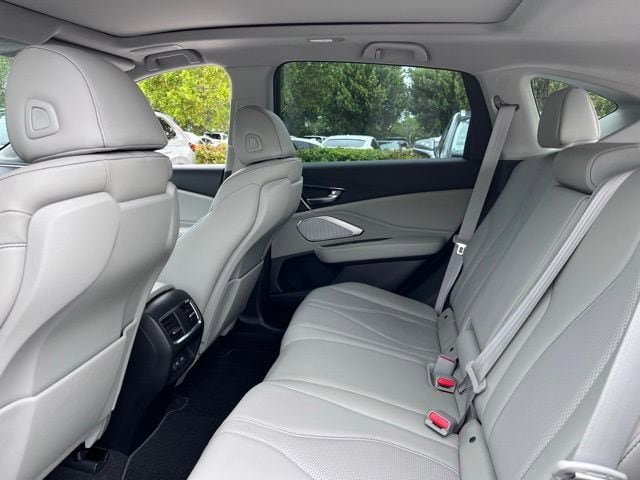 Used 2019 Acura RDX w/ Technology Package FWD image 9