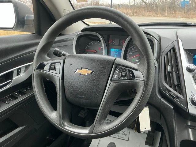 Used 2015 Chevrolet Equinox LS image 22