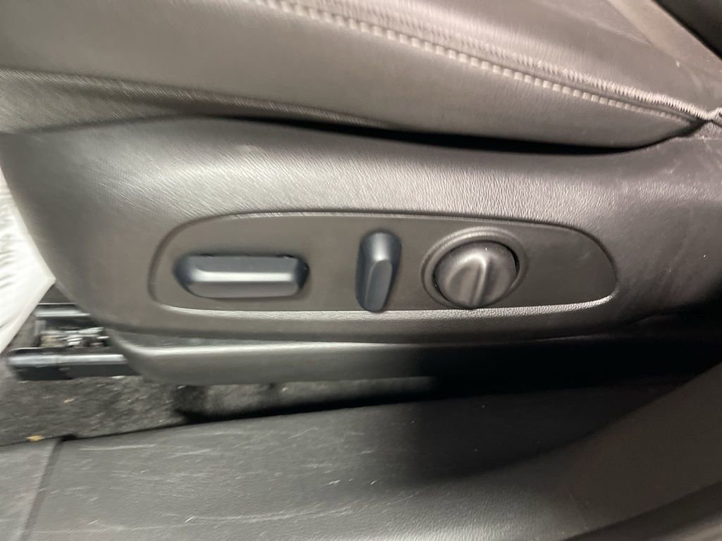 Used 2024 Buick Encore GX Sport Touring w/ Comfort Package image 23