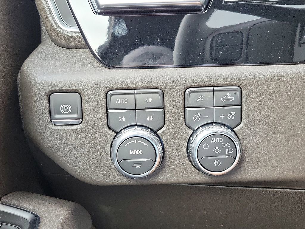 New 2026 GMC Sierra 2500 SLT w/ SLT Premium Package image 15