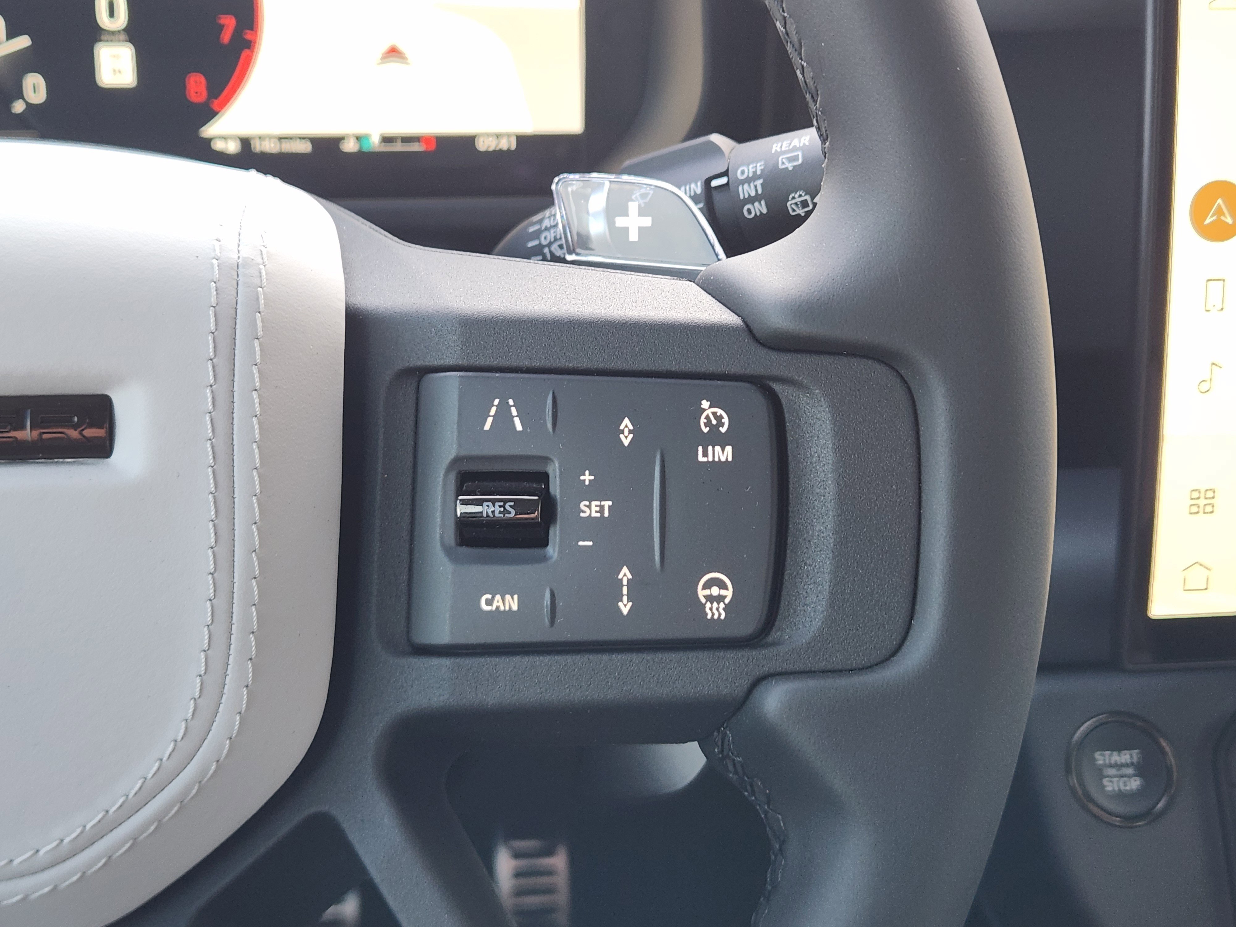 New 2026 Land Rover Defender 110 OCTA image 28