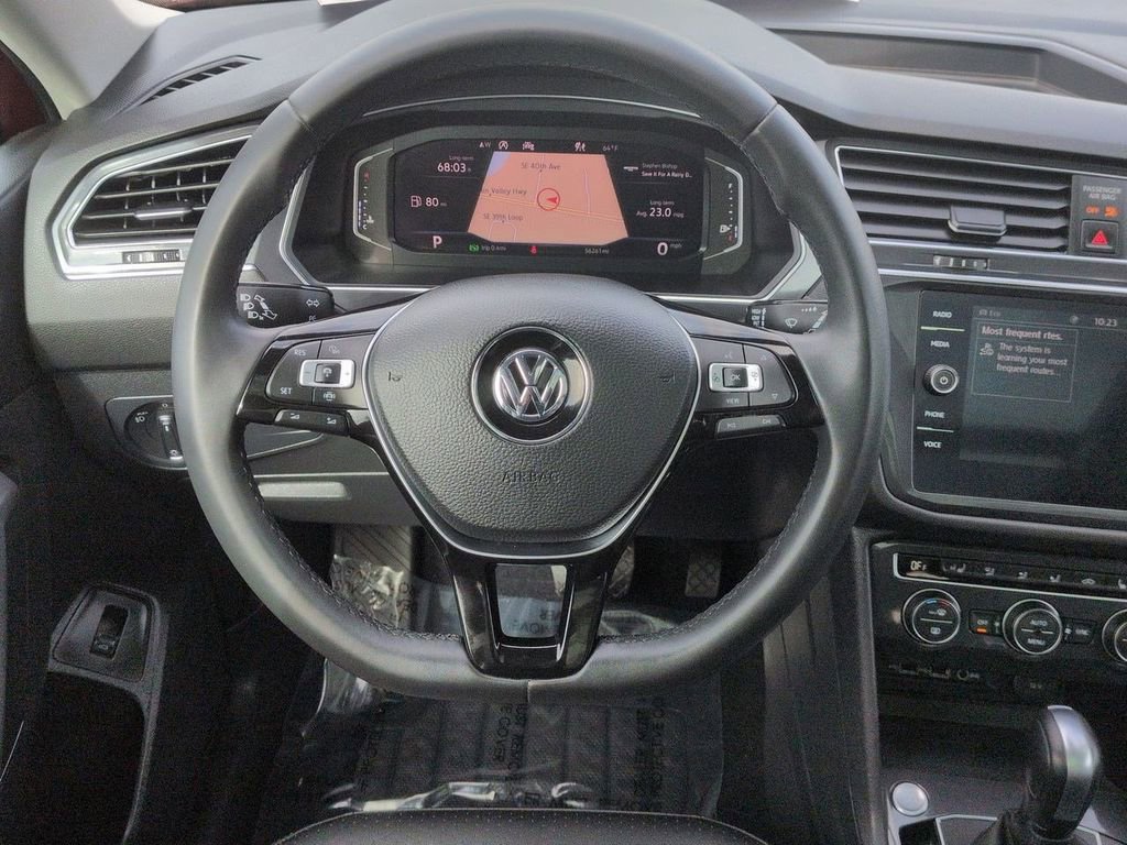 Used 2020 Volkswagen Tiguan SEL w/ 3rd Row Seat Package AWD/4WD image 13