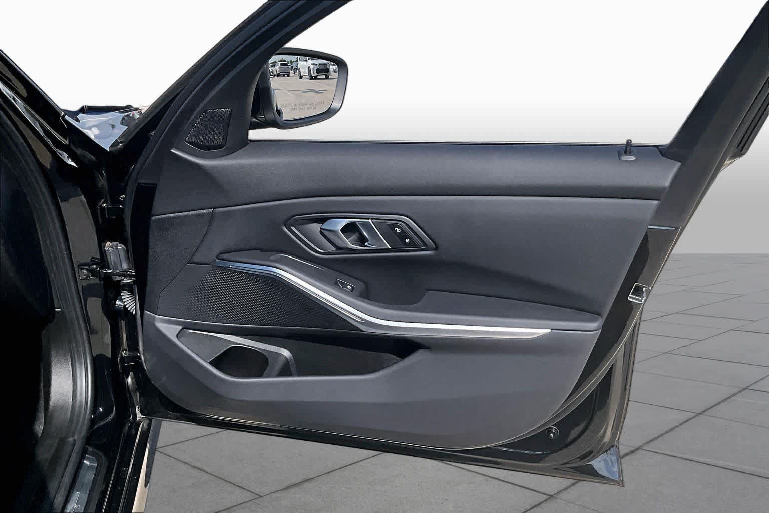 Used 2026 BMW 330i Sedan RWD image 25