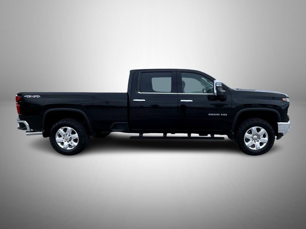 Used 2024 Chevrolet Silverado 3500 LTZ w/ LTZ Convenience Package AWD/4WD image 4