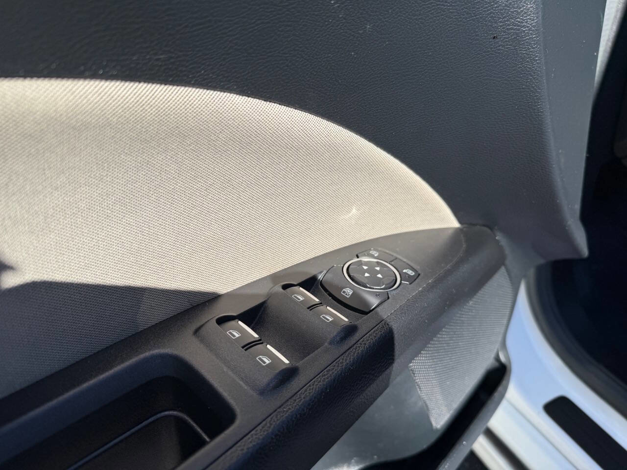 Used 2017 Ford Fusion S image 16