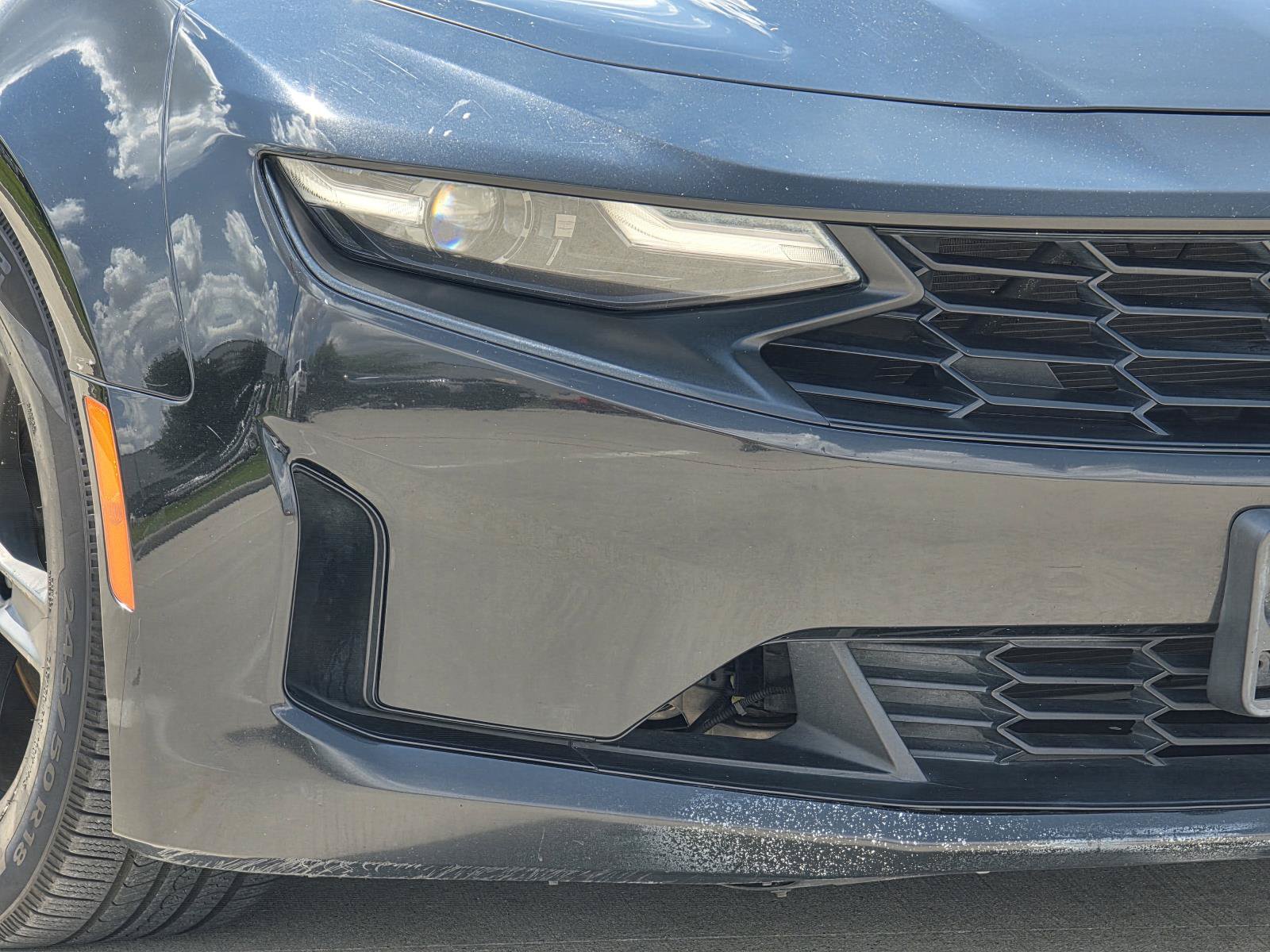 Used 2019 Chevrolet Camaro LT RWD image 7