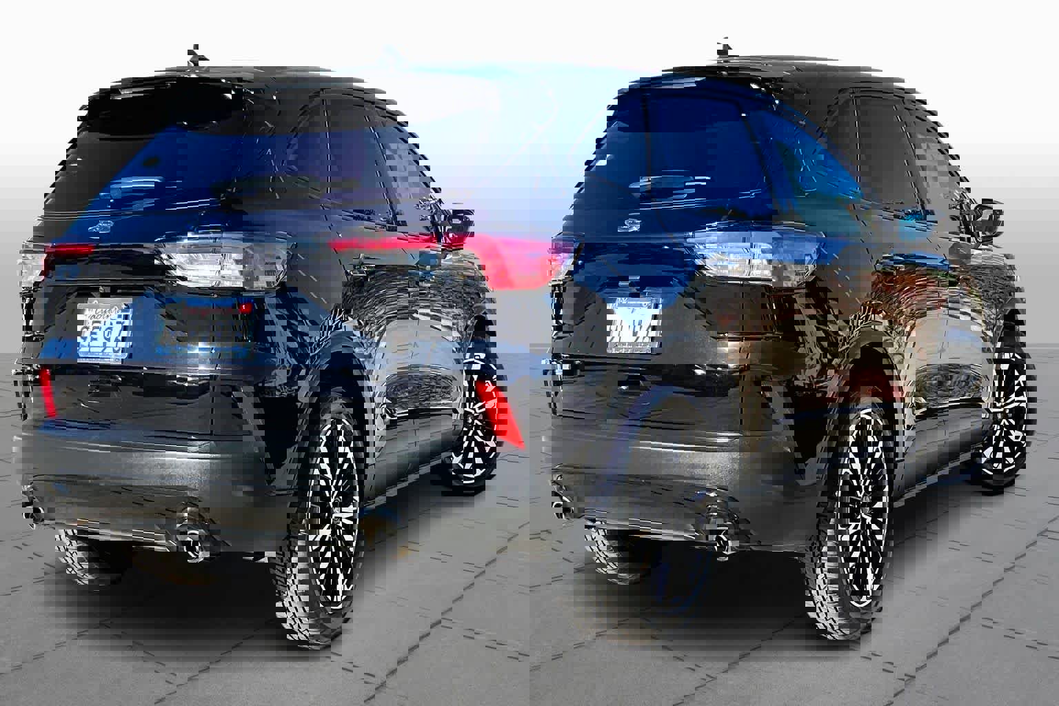 Used 2022 Ford Escape SE w/ SE Sport Appearance Package image 13