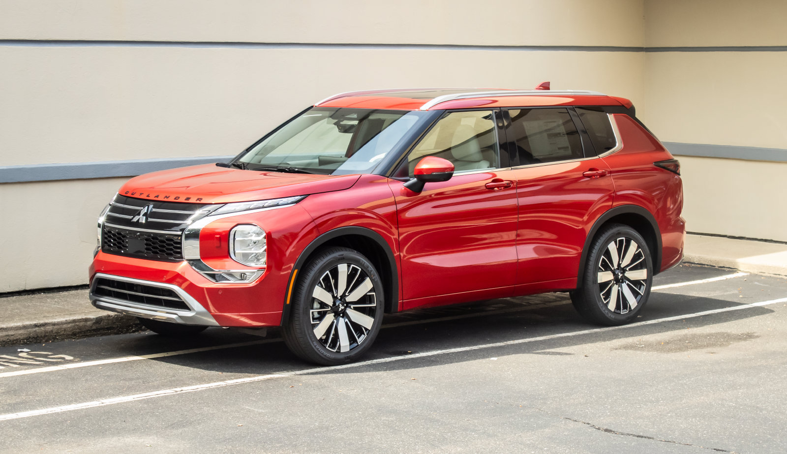 New 2026 Mitsubishi Outlander SEL AWD/4WD image 3
