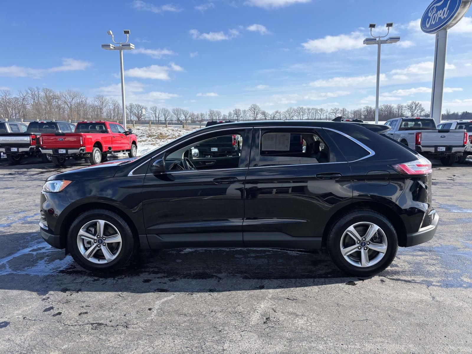 Used 2022 Ford Edge SEL w/ Convenience Package image 5