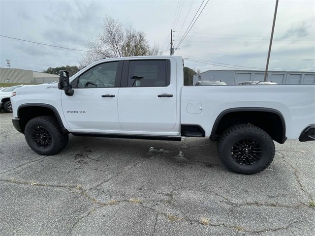 New 2026 Chevrolet Silverado 2500 ZR2 image 6