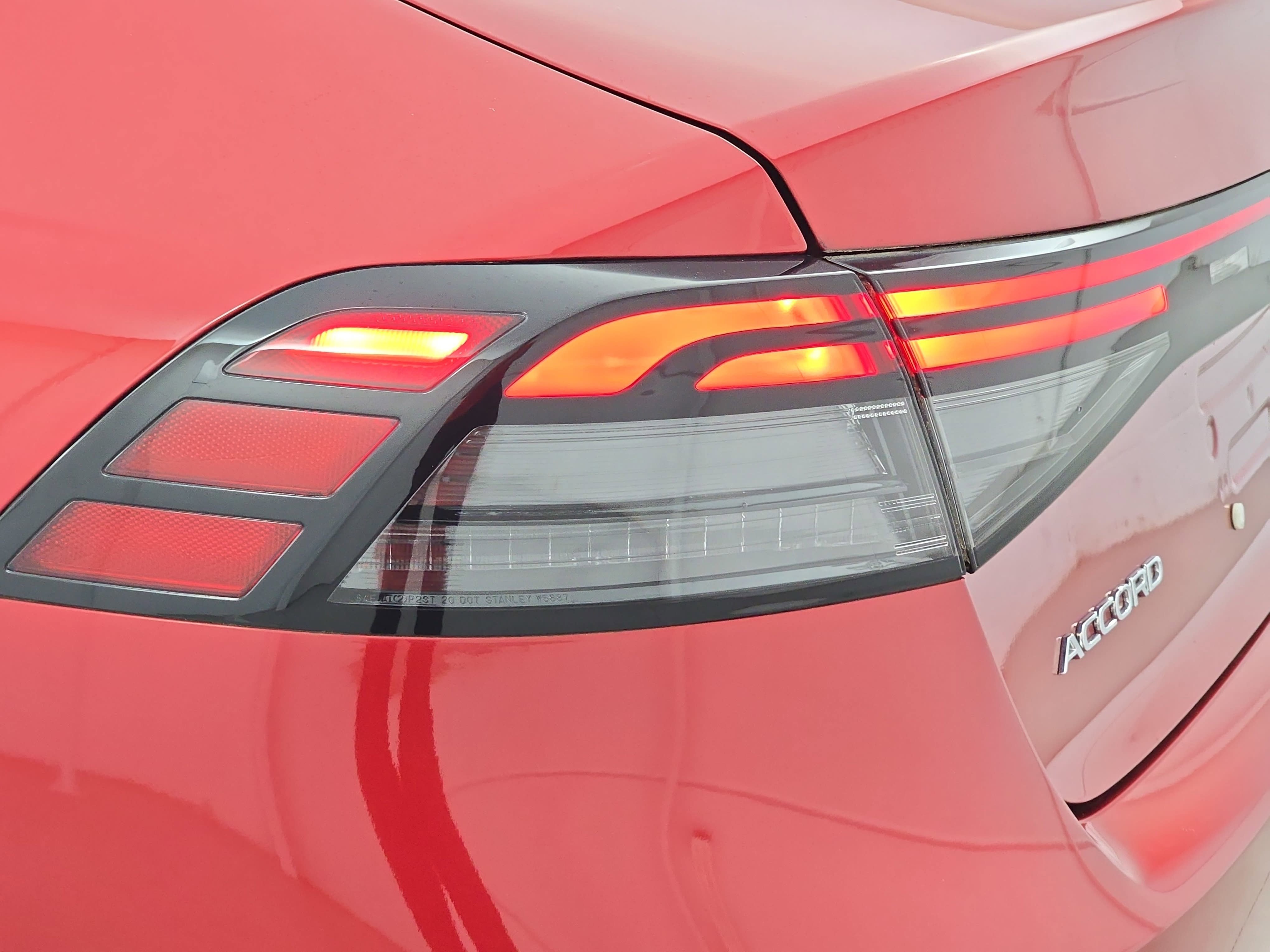 Used 2023 Honda Accord EX image 33