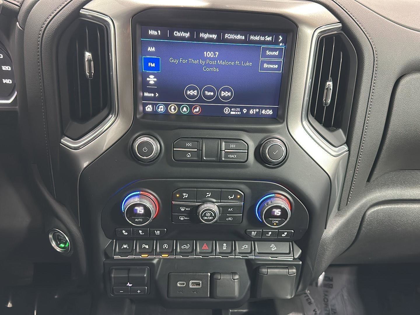 Used 2022 Chevrolet Silverado 1500 LTZ w/ LTZ Premium Package image 11