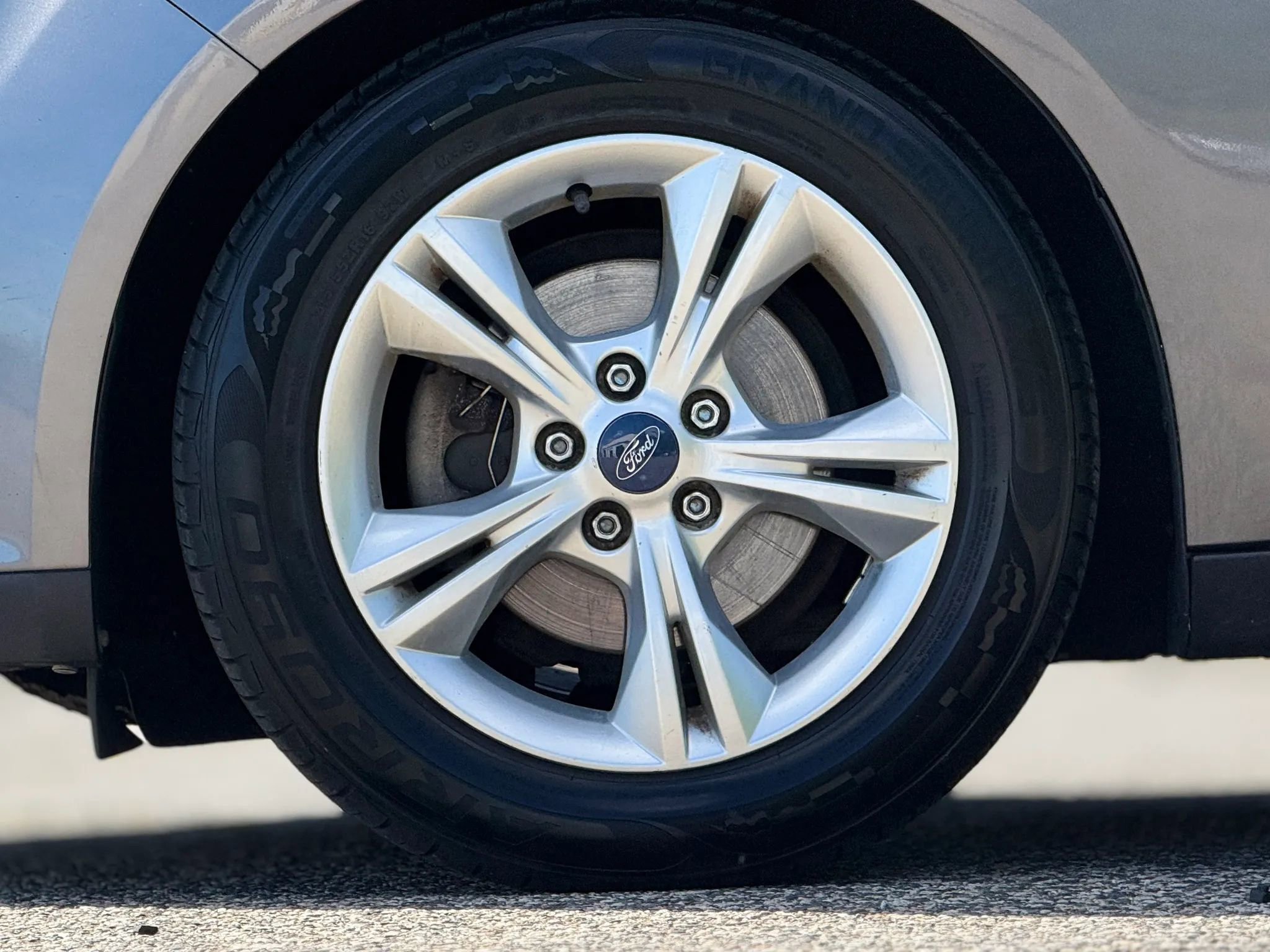 Used 2013 Ford Focus SE image 29