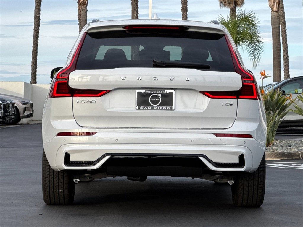 New 2026 Volvo XC60 T8 Ultra w/ Protection Package Premier image 4