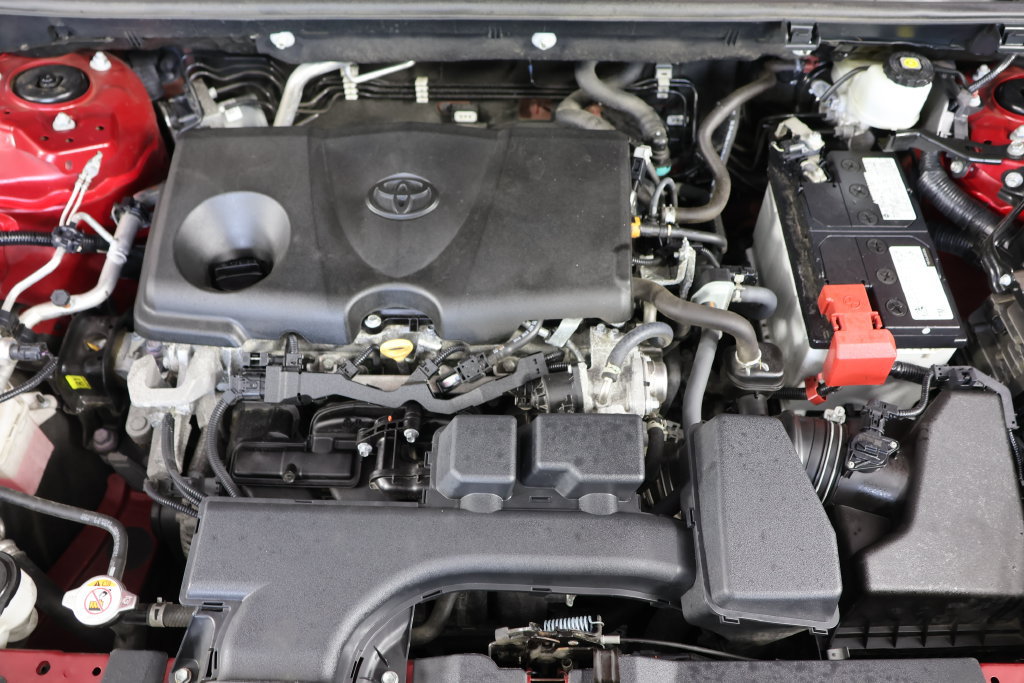 Used 2022 Toyota RAV4 LE AWD/4WD image 23