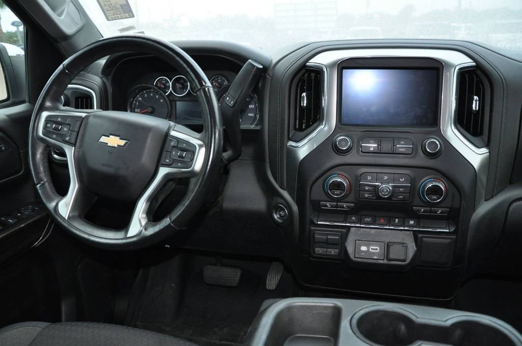 Used 2019 Chevrolet Silverado 1500 LT w/ Texas Edition image 19