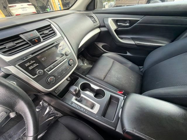 Used 2017 Nissan Altima 2.5 SR FWD image 22