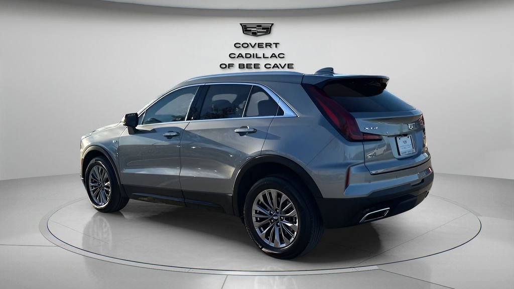 Used 2024 Cadillac XT4 Premium Luxury image 6