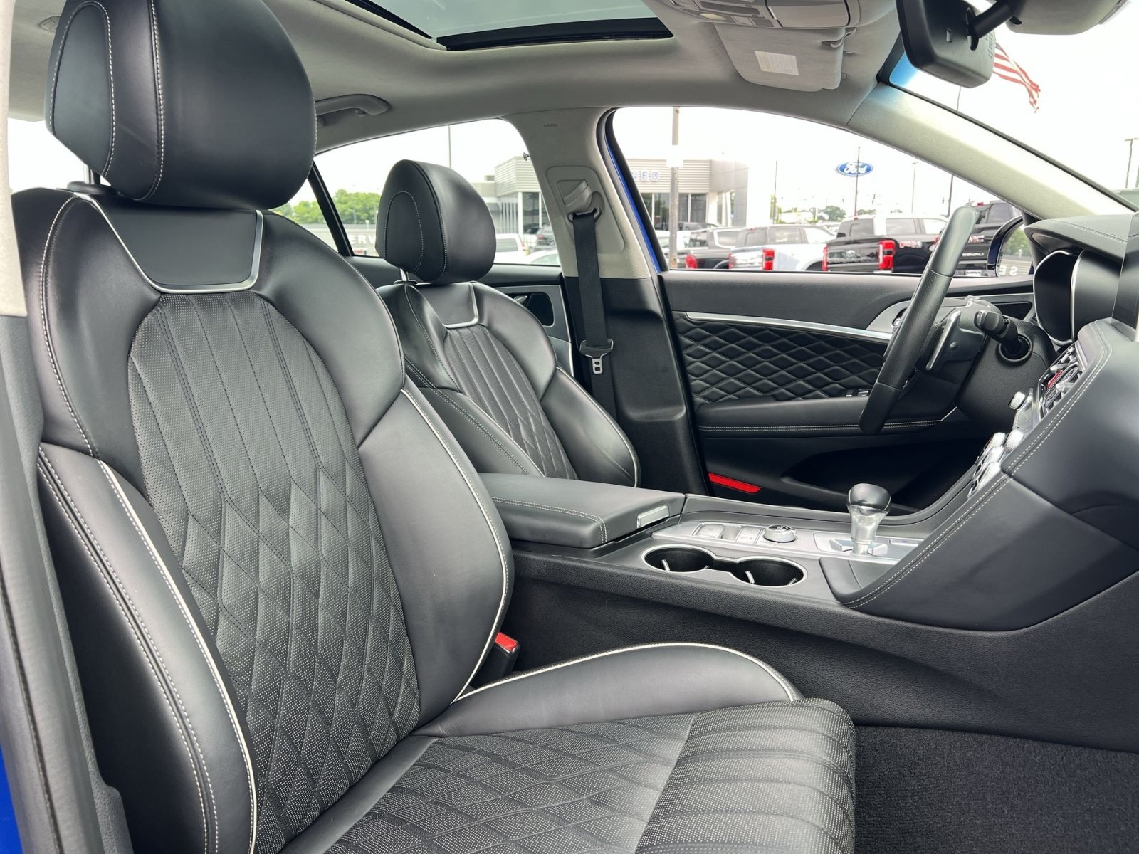 Used 2020 Genesis G70 3.3T w/ Prestige Package AWD/4WD image 27