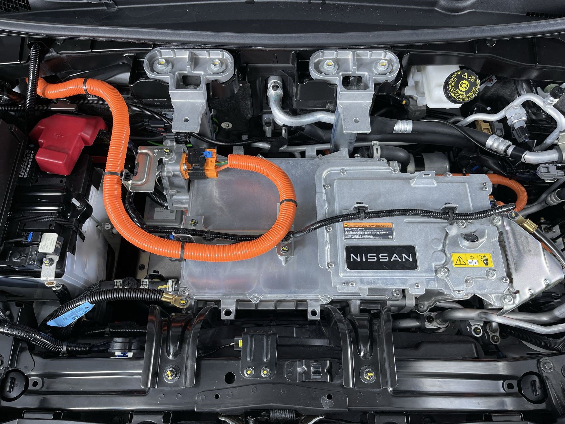 Certified 2024 Nissan Ariya AWD image 28