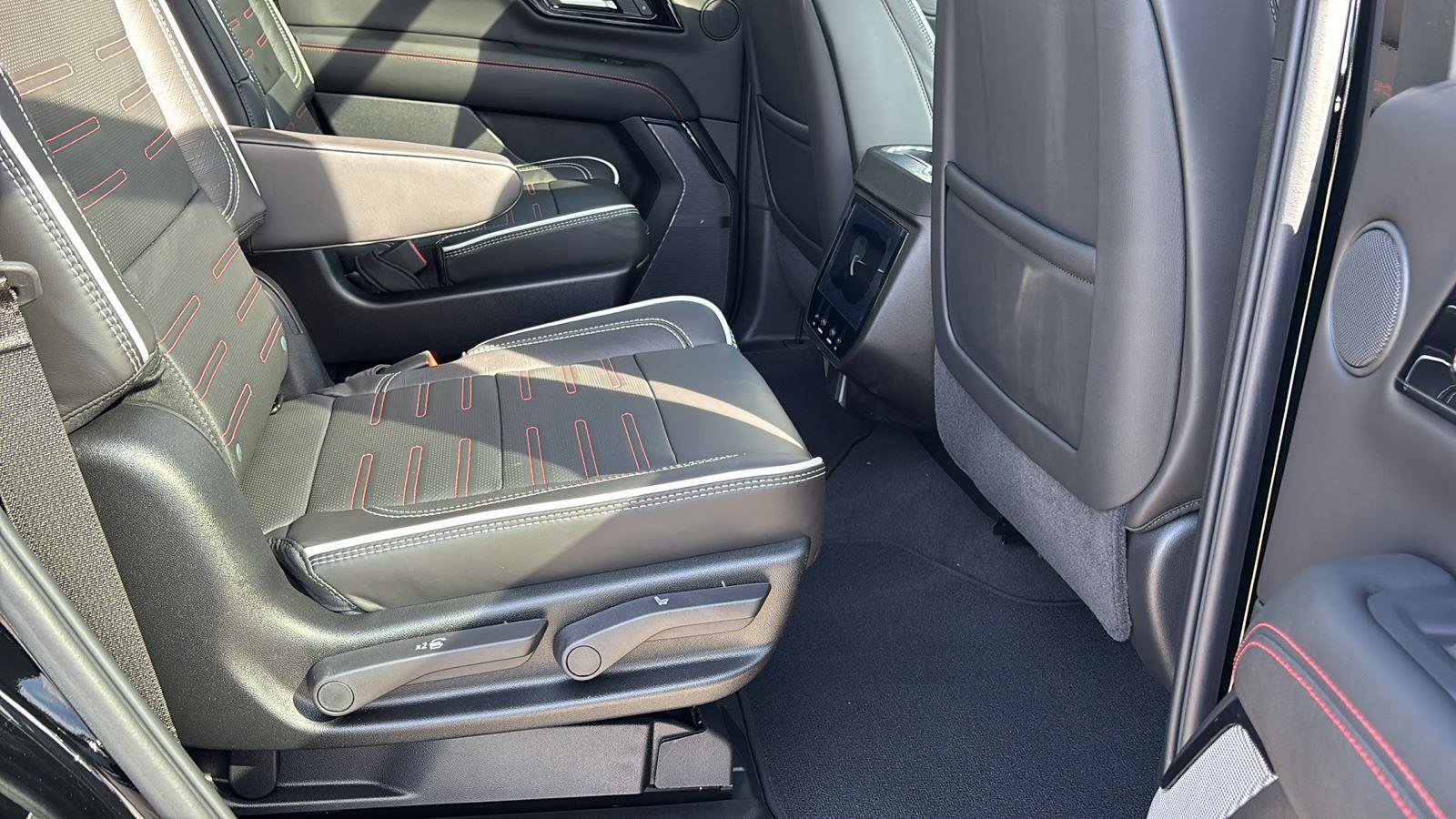 New 2026 GMC Yukon AT4 Ultimate image 22