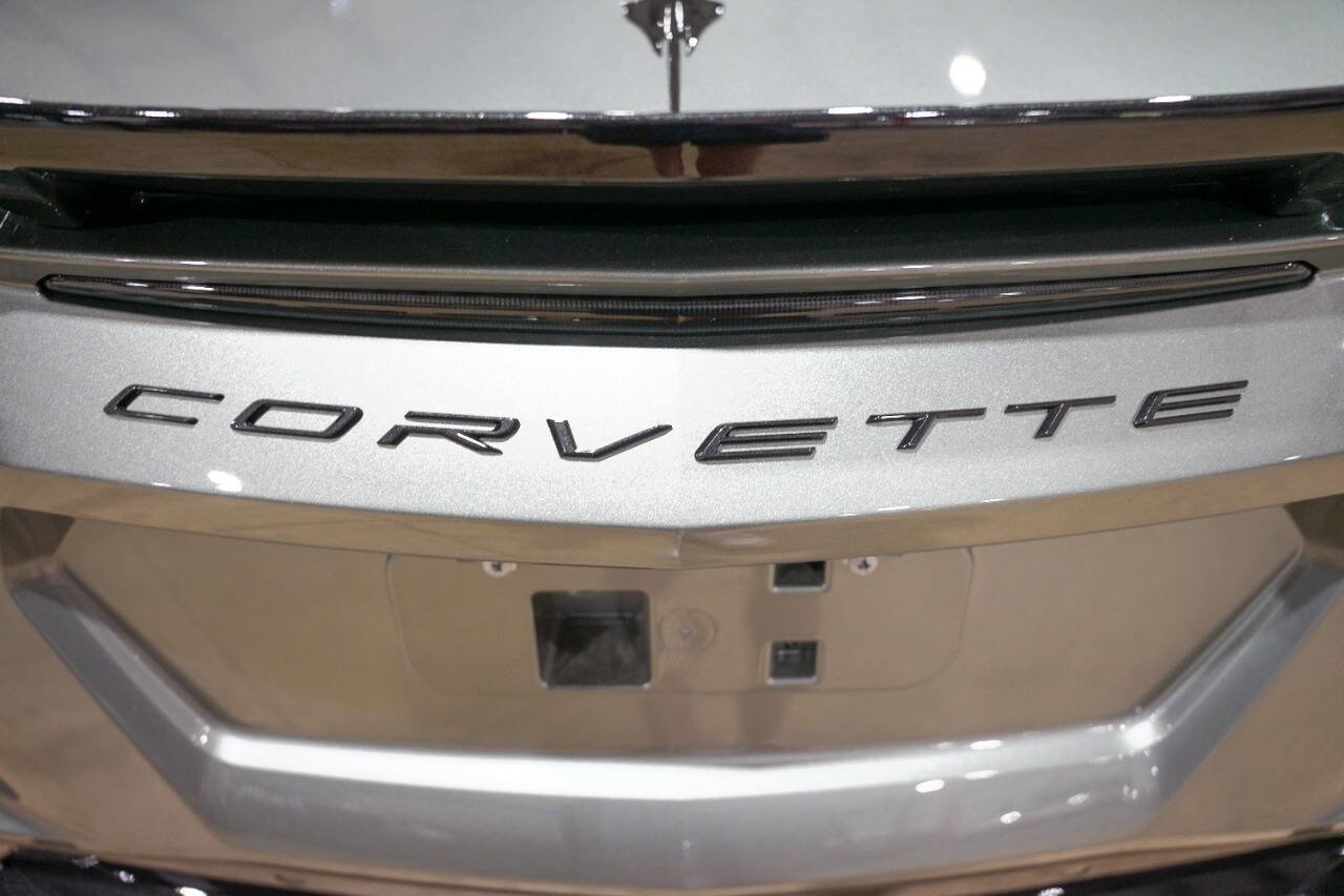 Used 2024 Chevrolet Corvette Stingray Preferred Cpe w/ Z51 Performance Package image 22