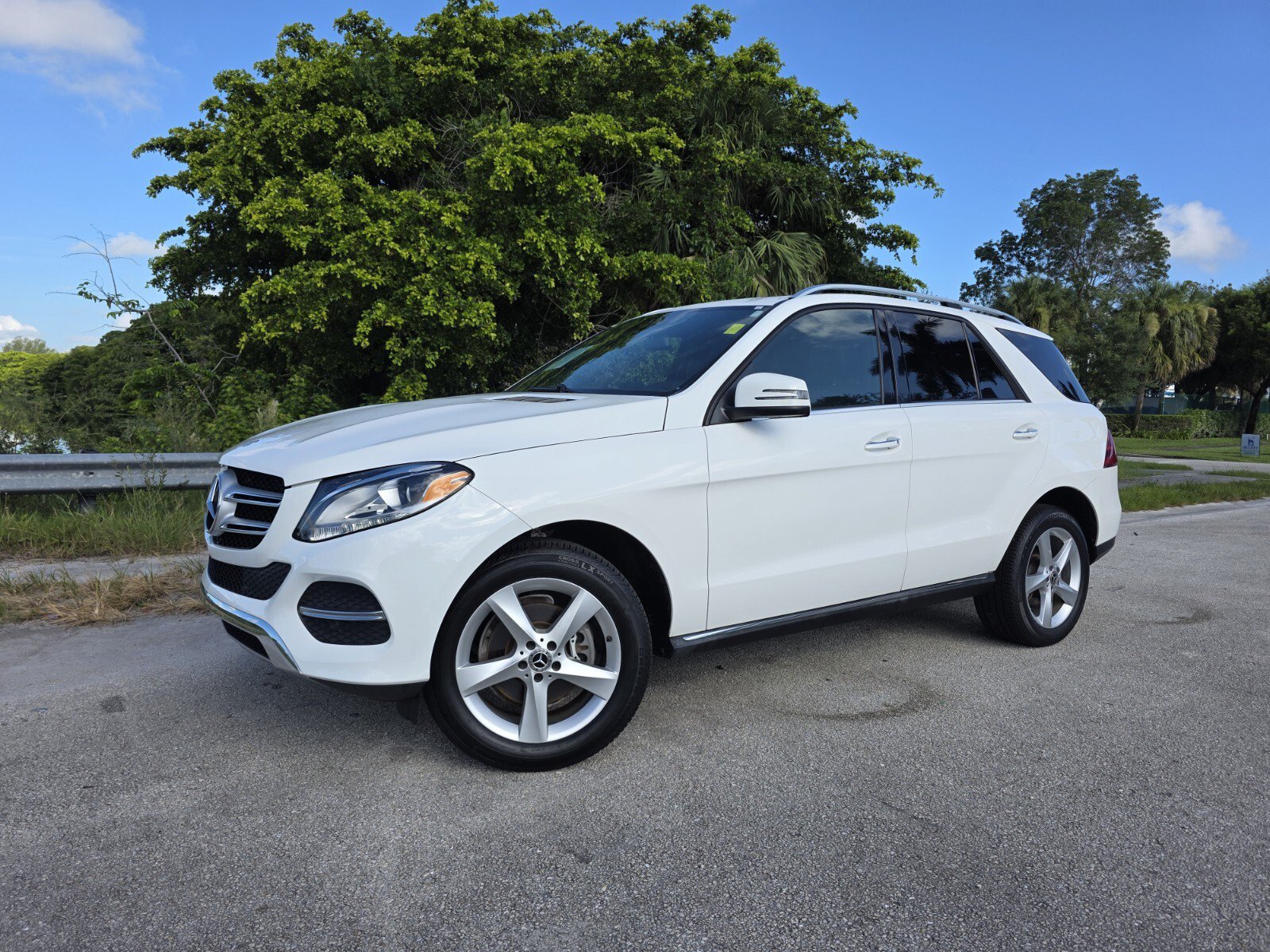 Used 2017 Mercedes-Benz GLE 350 4MATIC image 1
