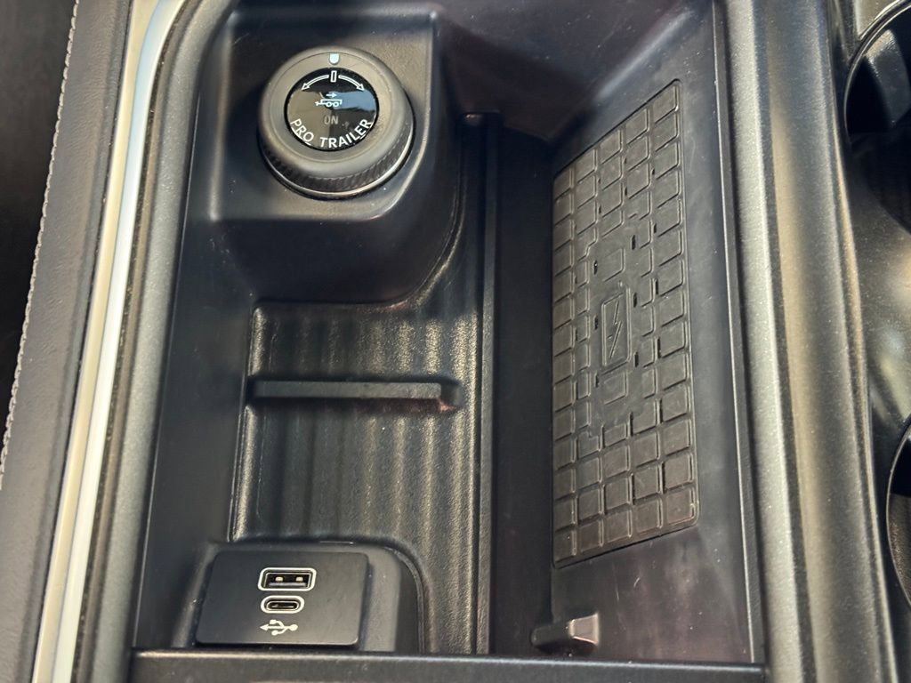 Used 2025 Ford Expedition Max Platinum image 39