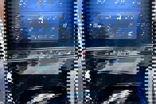 Certified 2023 Mercedes-Benz C 300 4MATIC Sedan image 18