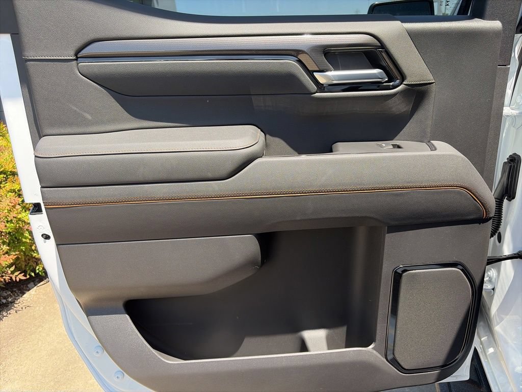 New 2026 GMC Sierra 1500 AT4 w/ AT4 Premium Package AWD/4WD image 11