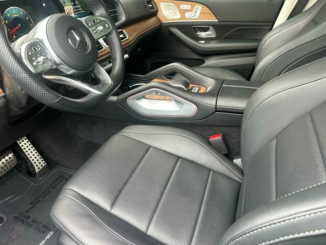 Used 2023 Mercedes-Benz GLS 450 4MATIC image 11