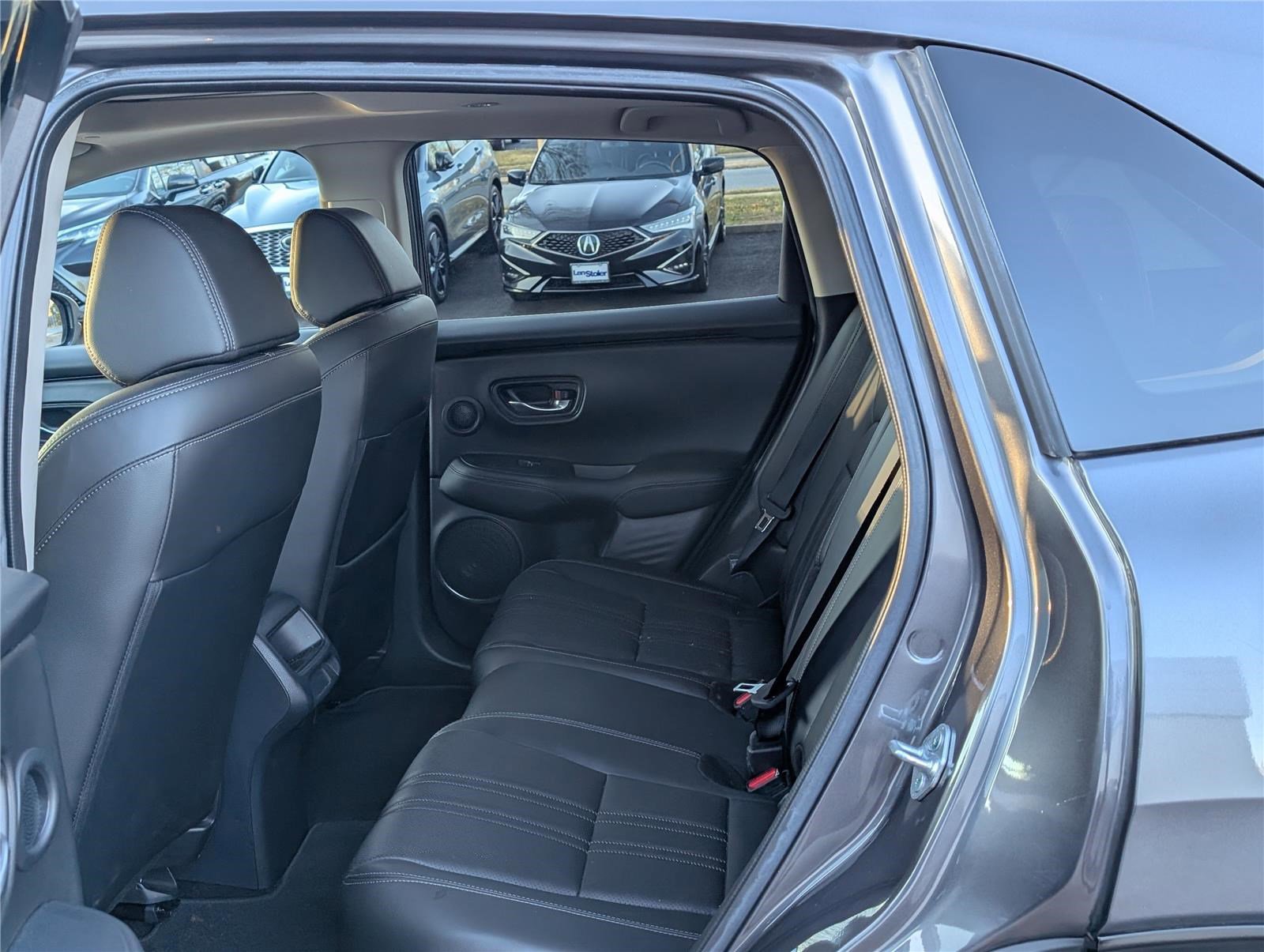 Used 2023 Honda HR-V EX-L image 13