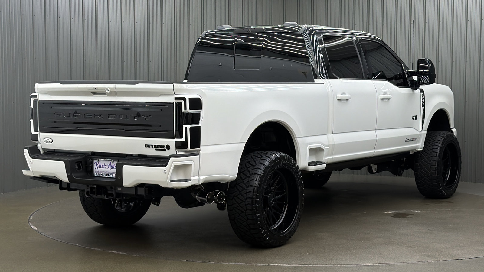 Used 2026 Ford F250 Platinum w/ FX4 Off-Road Package AWD/4WD image 5