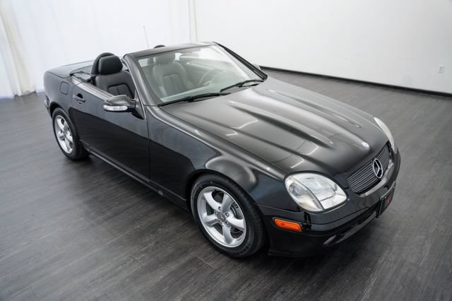 Used 2003 Mercedes-Benz SLK 320 image 2