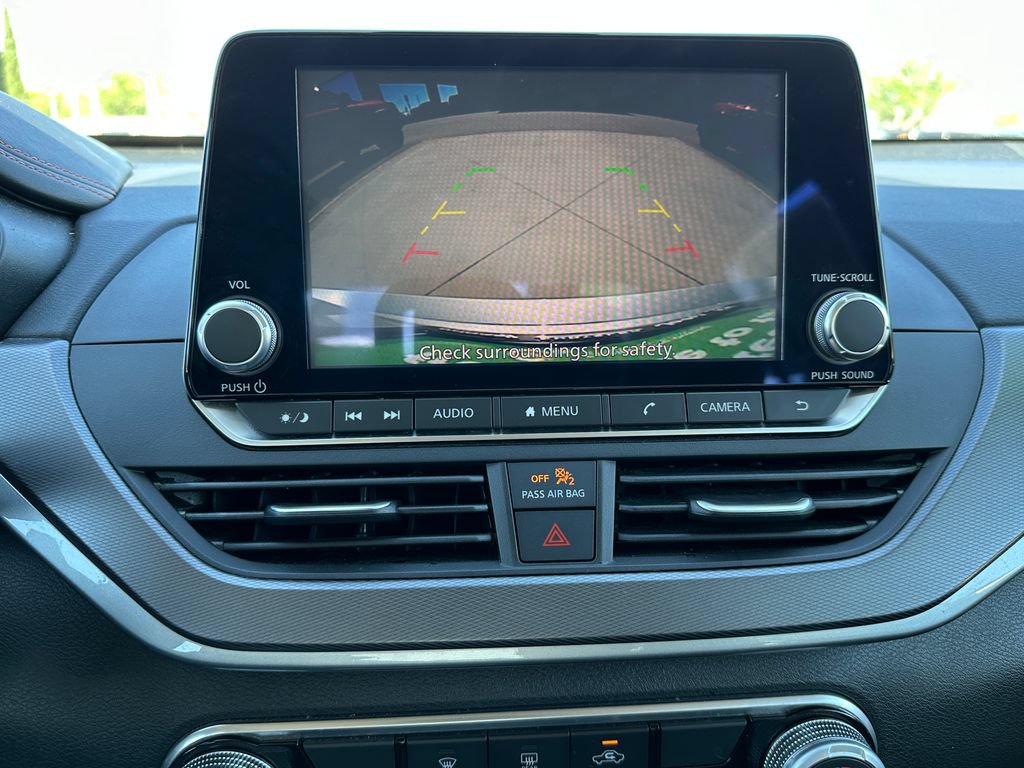 Used 2024 Nissan Altima 2.5 SR FWD image 34