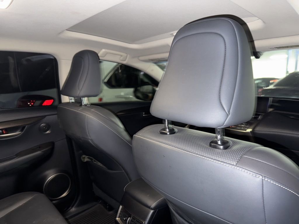 Used 2015 Lexus NX 300h AWD image 16