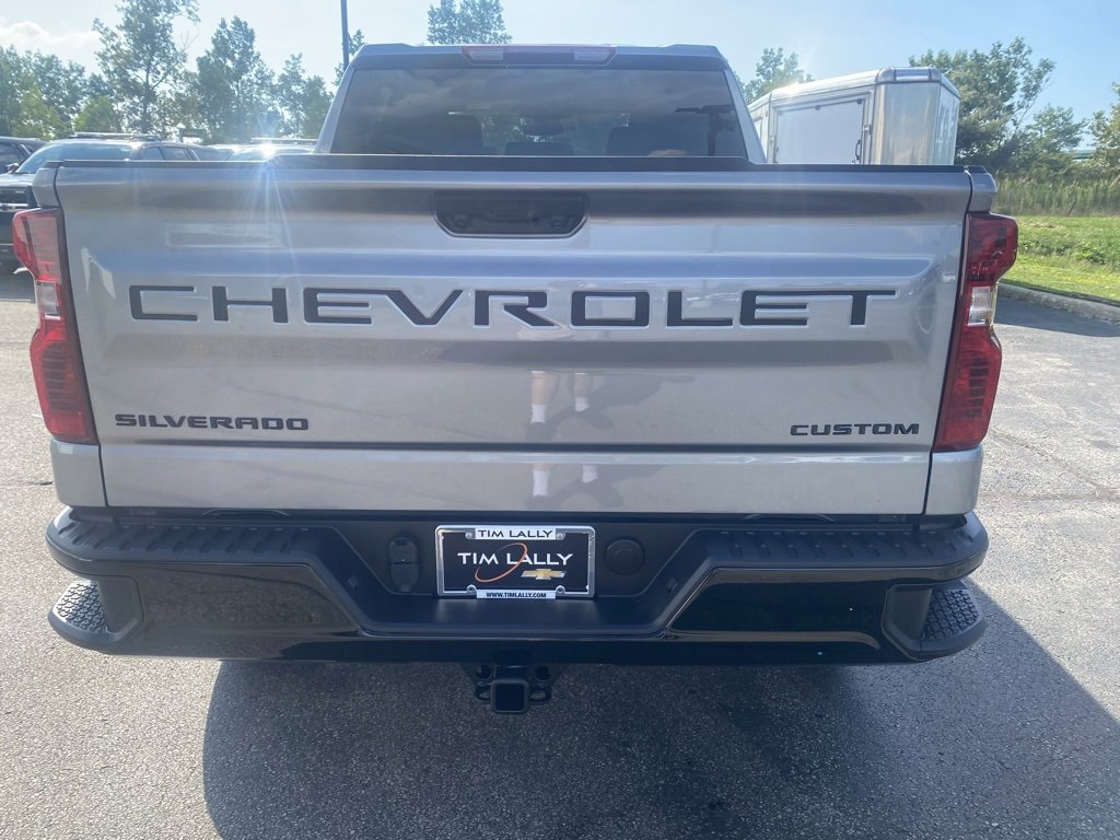 New 2026 Chevrolet Silverado 1500 Custom Trail Boss w/ Turbomax Blackout Package image 6
