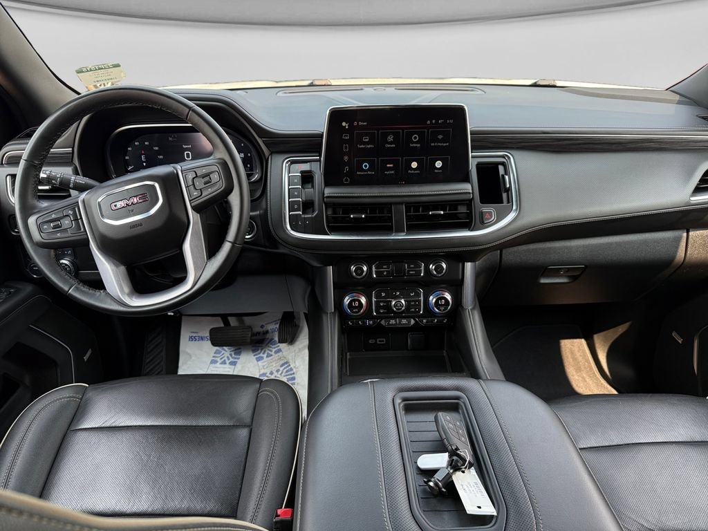 Used 2024 GMC Yukon SLT AWD/4WD image 24