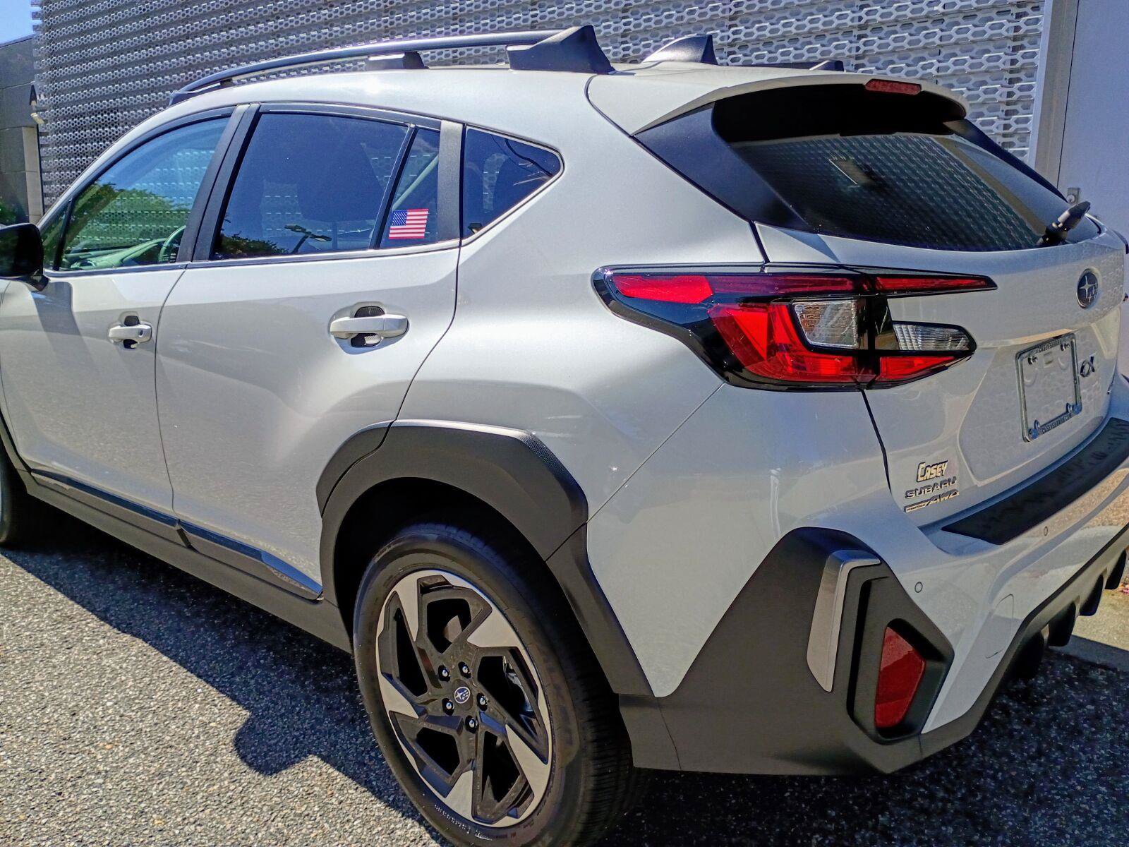 Used 2025 Subaru Crosstrek 2.5i Limited w/ Crosstrek Mirror Package AWD/4WD image 3