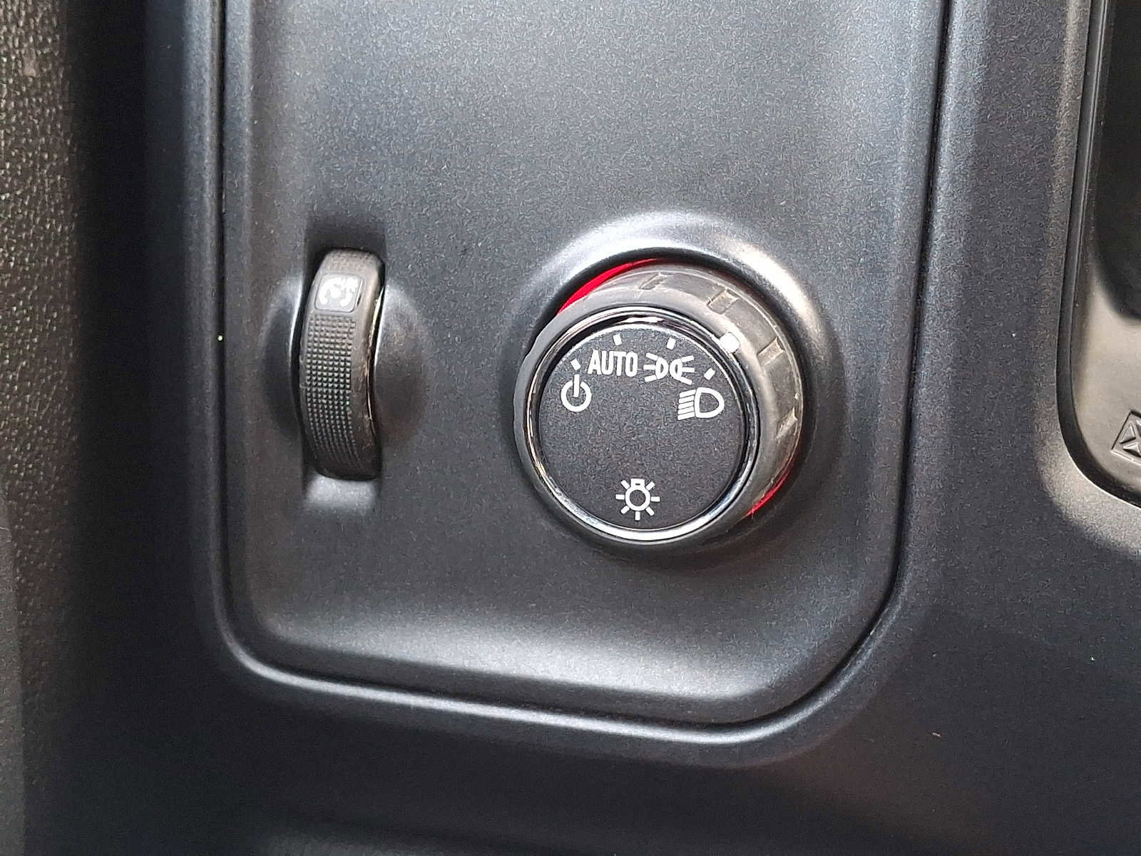 Used 2016 GMC Sierra 3500 4x4 Crew Cab w/ Sierra Convenience Package image 19
