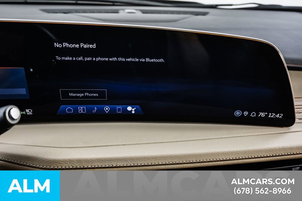 Used 2025 Cadillac XT4 Premium Luxury FWD image 37